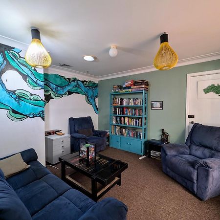 Ozzie Pozzie Backpackers Port Macquarie Exterior foto