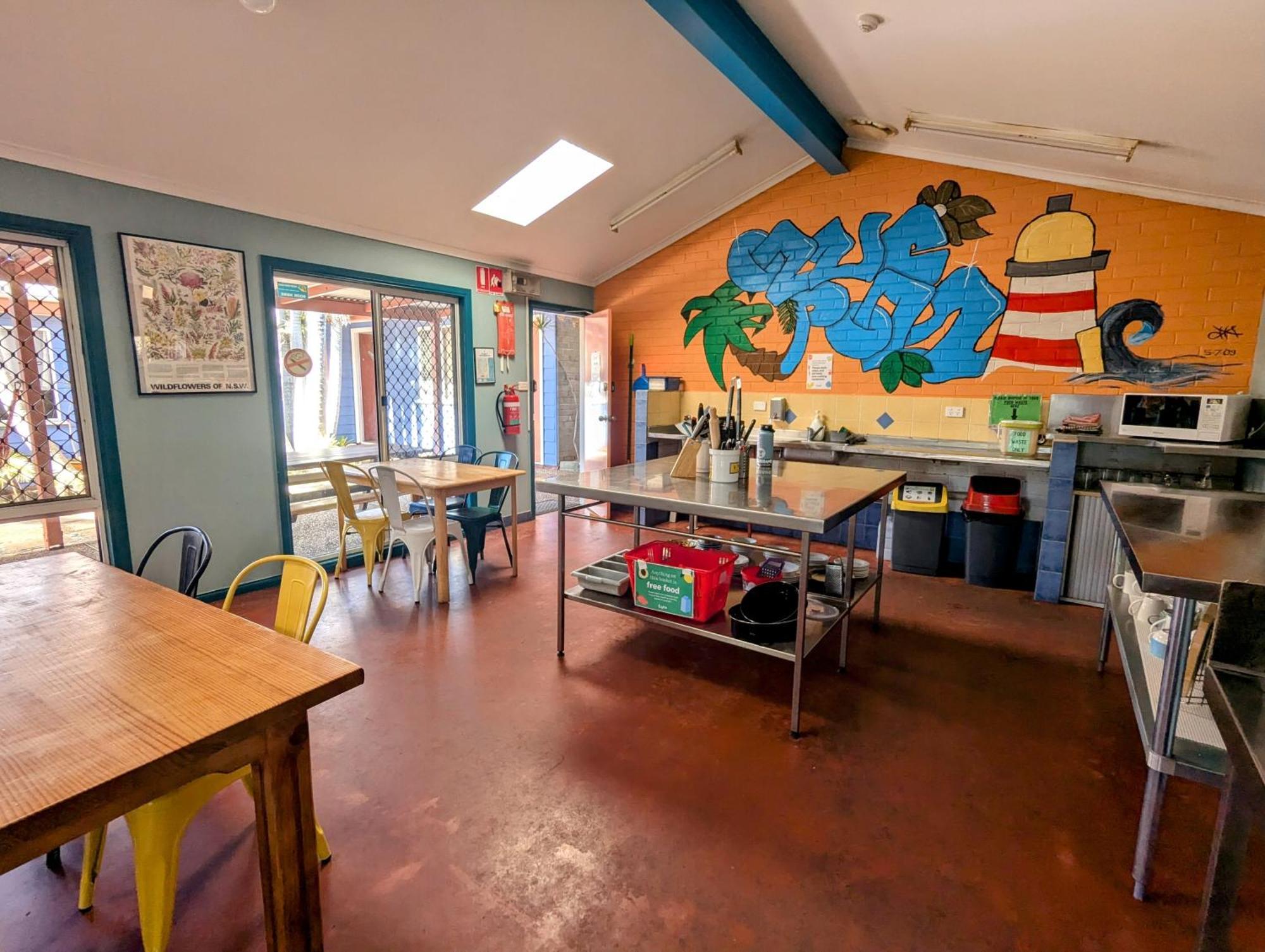 Ozzie Pozzie Backpackers Port Macquarie Exterior foto