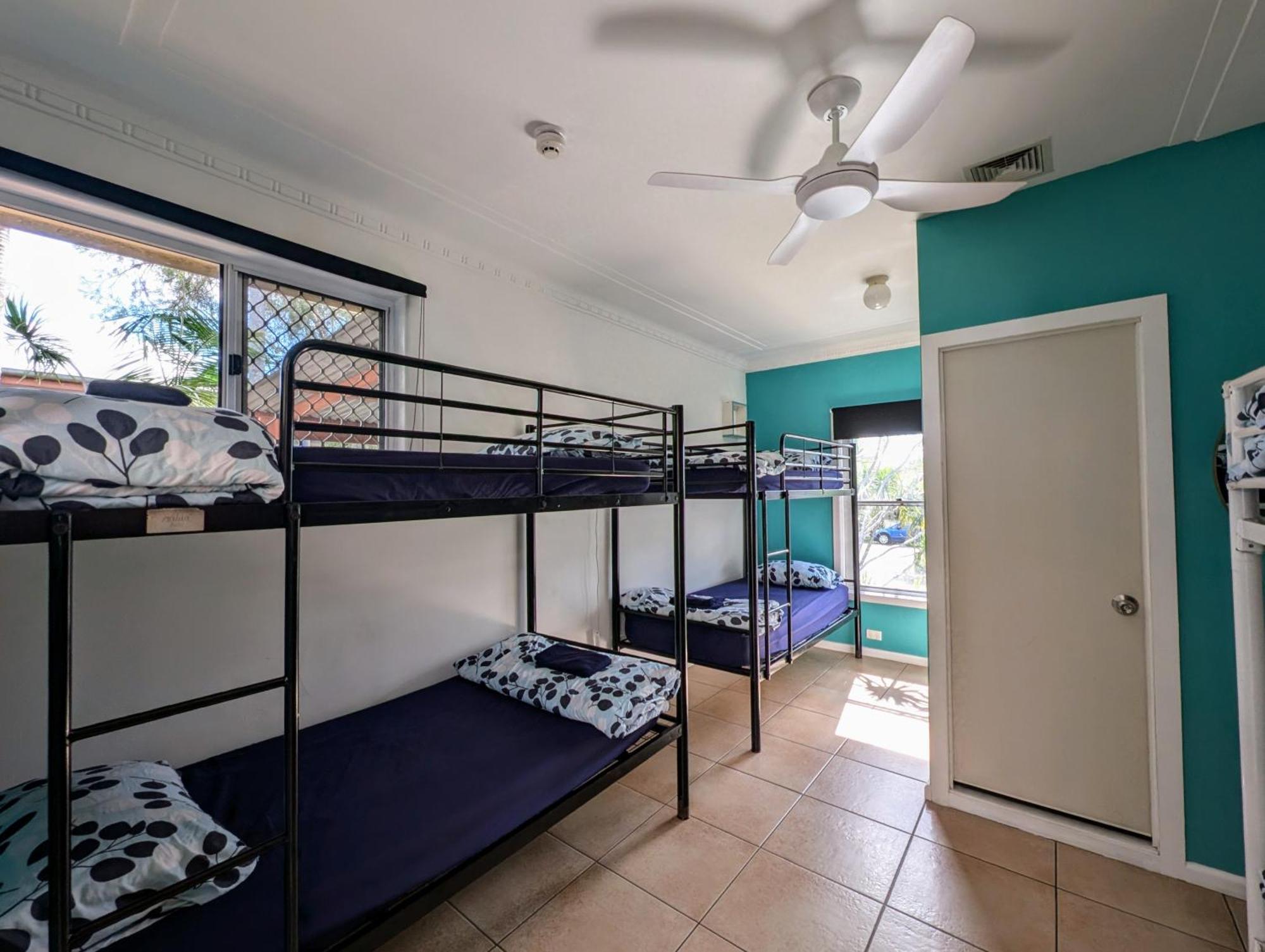 Ozzie Pozzie Backpackers Port Macquarie Exterior foto